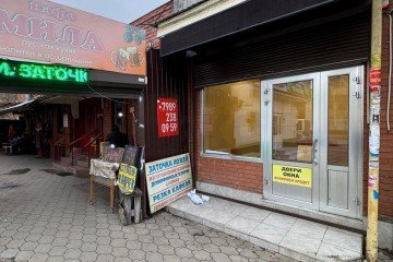 Фото №2: Торговое помещение 17 м² - Краснодар, мкр. Западный внутригородской округ, ул. имени Калинина, 466