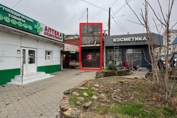 Фото №1: Торговое помещение 17 м² - Краснодар, мкр. Западный внутригородской округ, ул. имени Калинина, 466