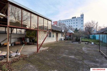 Фото №1: Земельный участок под ИЖС 6.7 сот. - Краснодар, мкр. Центральный, ул. Володи Головатого, 328