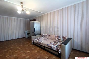 Фото №2: Комната 17 м² - Краснодар, мкр. Хлопчато-бумажный Комбинат, ул. Стасова, 181