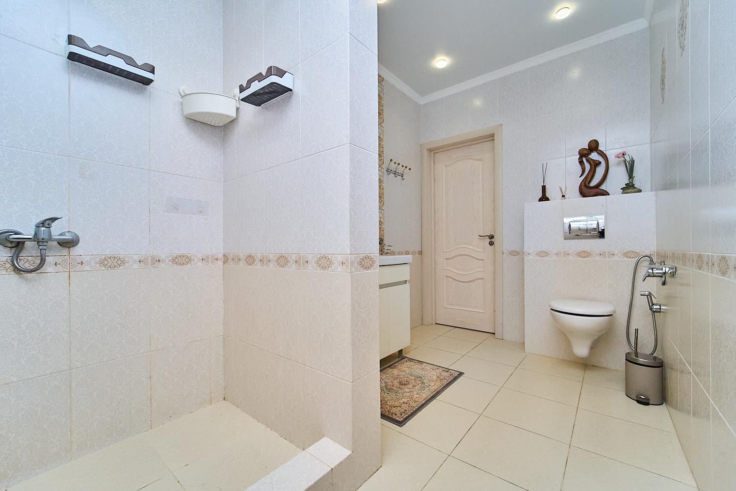 Фото №35: Дом 127 м² + 5 сот. - Новая Адыгея, Прикубанский внутригородской округ, Фестивальный, Отделение № 1 совхоза Солнечный, мкр. жилой комплекс Седьмой Континент, ул. Шоссейная, 2/3Б