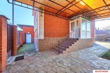 Фото №1: Дом 207 м² - Краснодар, мкр. Горхутор, ул. Пограничная, 32