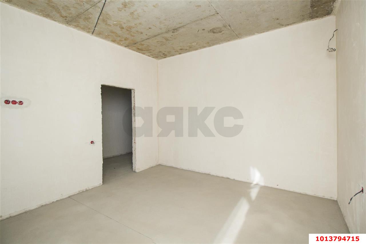 Фото №10: Дом 200 м² + 5.2 сот. - Краснодар, Калинино, ул. Уссурийская, 17