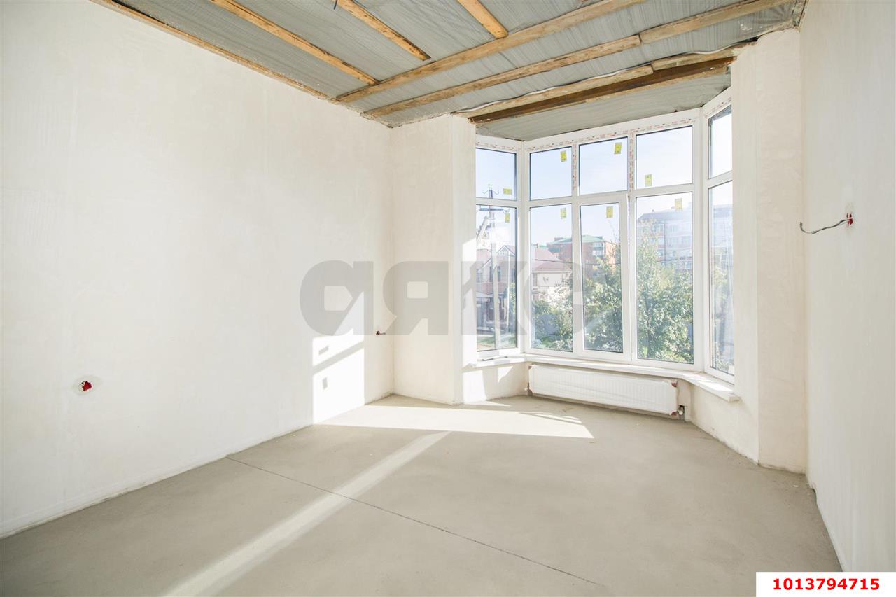 Фото №9: Дом 200 м² + 5.2 сот. - Краснодар, Калинино, ул. Уссурийская, 17