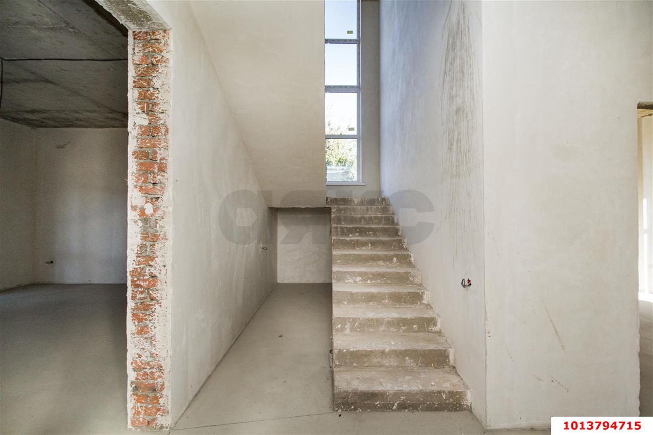 Фото №8: Дом 200 м² + 5.2 сот. - Краснодар, Калинино, ул. Уссурийская, 17