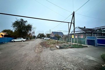 Фото №4: Земельный участок под ИЖС 4.85 сот. - Новотитаровская, ул. Леваневского, 12