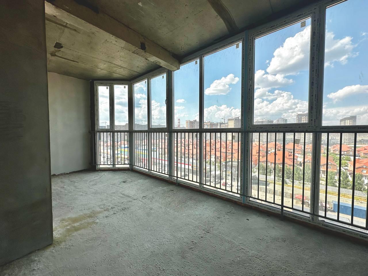 Фото №2: 2-комнатная квартира 63 м² - Краснодар, Прикубанский внутригородской округ, мкр. Любимово, 2