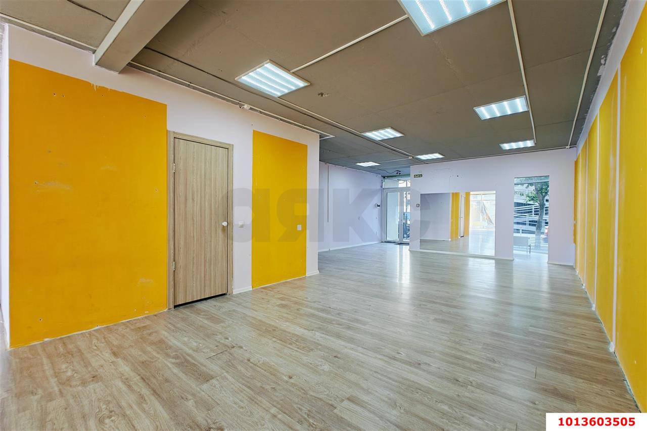 Фото №8: Торговое помещение 100 м² - Краснодар, жилой комплекс Инсити, ул. Командорская, 5/1