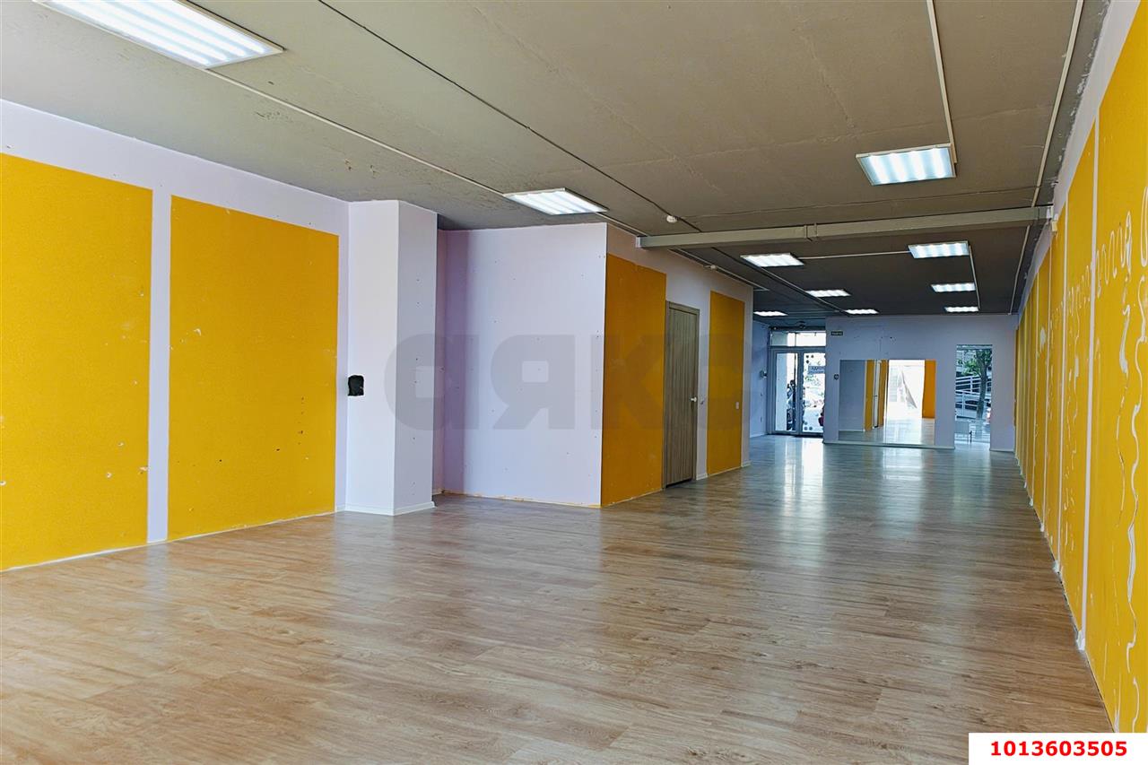 Фото №9: Торговое помещение 100 м² - Краснодар, жилой комплекс Инсити, ул. Командорская, 5/1