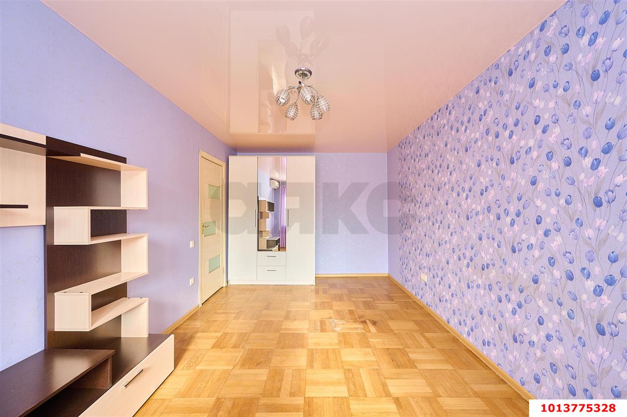 Фото №7: 1-комнатная квартира 30 м² - Краснодар, Центральный, ул. Коммунаров, 199