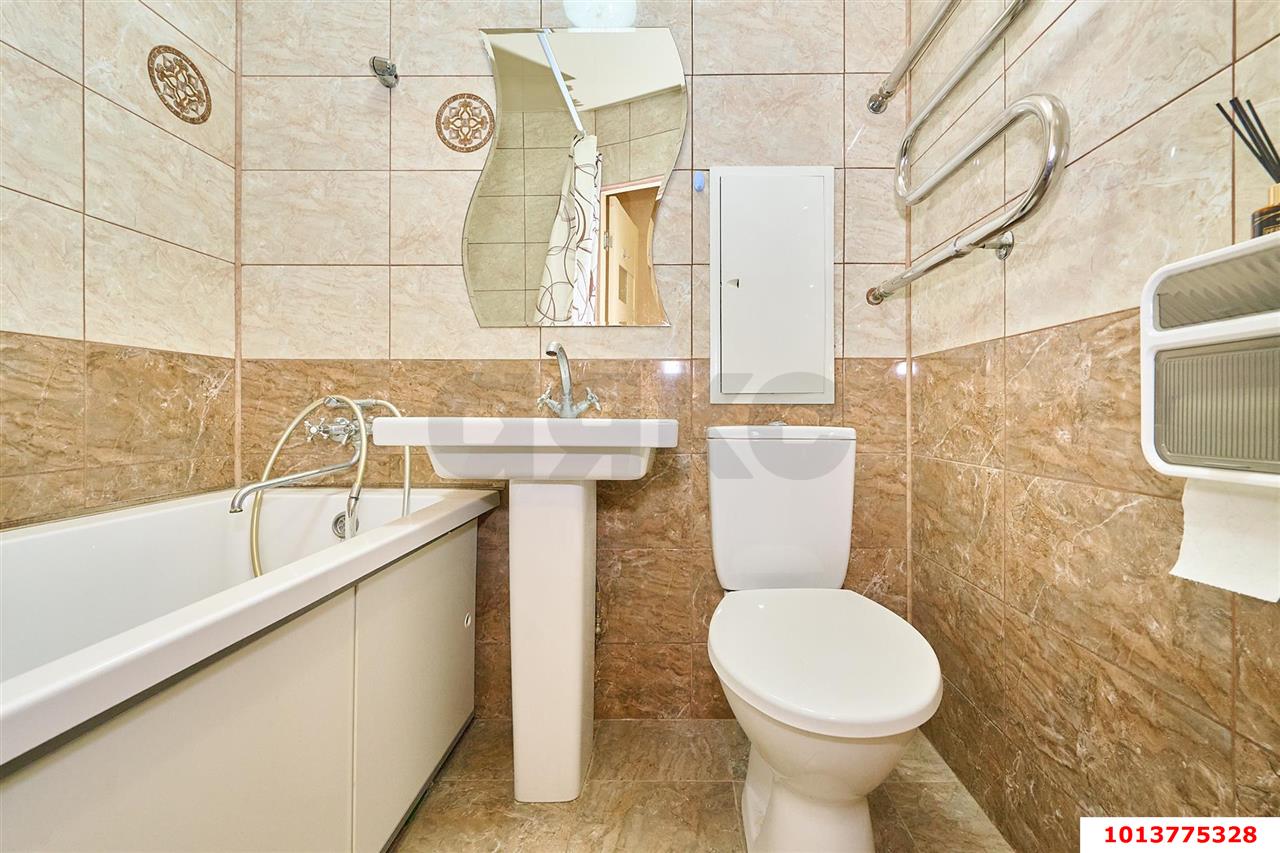 Фото №10: 1-комнатная квартира 30 м² - Краснодар, Центральный, ул. Коммунаров, 199