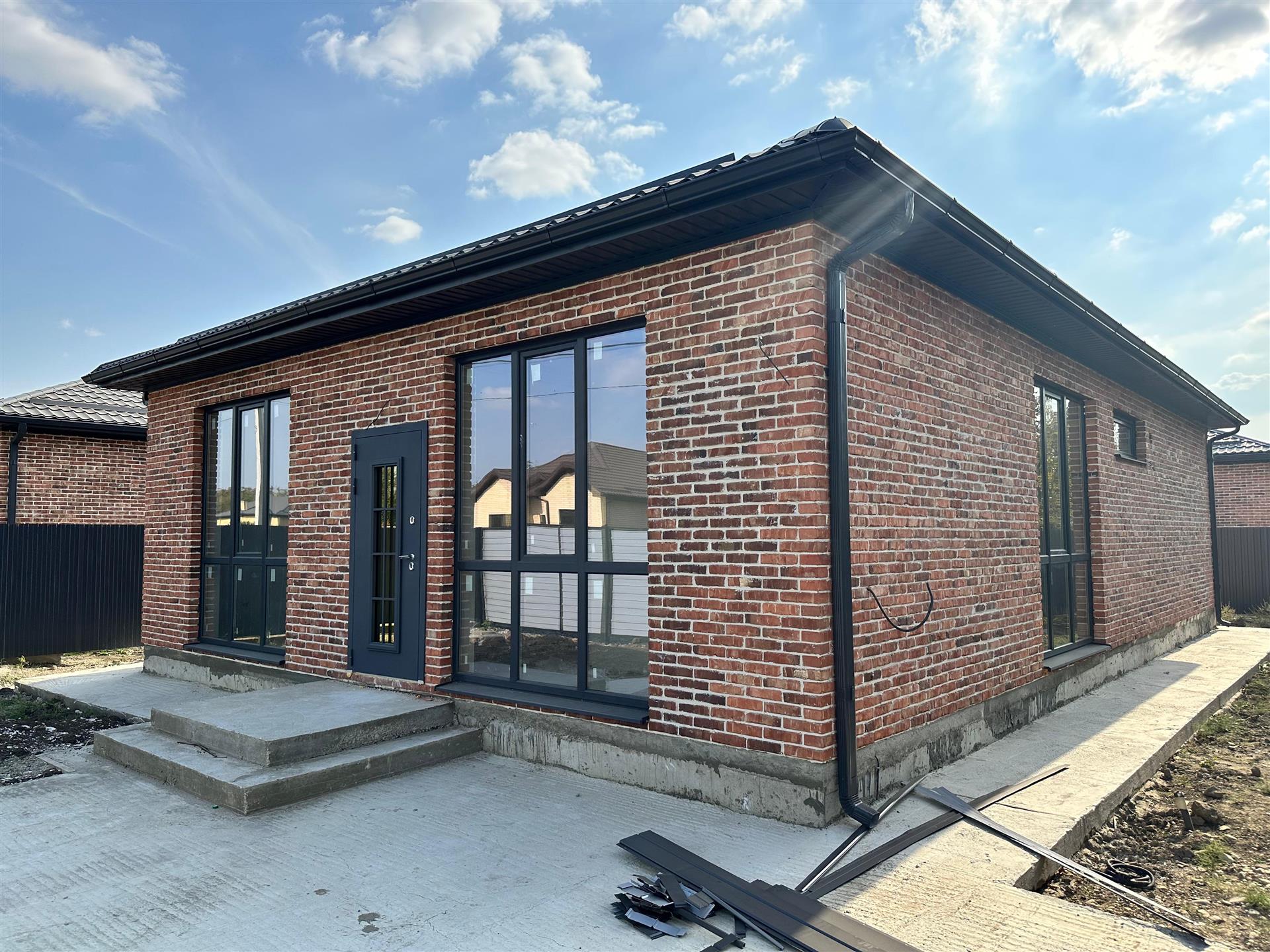 Фото №1: Дом 89 м² + 6 сот. - Строитель, Центральный внутригородской округ, мкр. Центральный, ул. Цветочная, 25