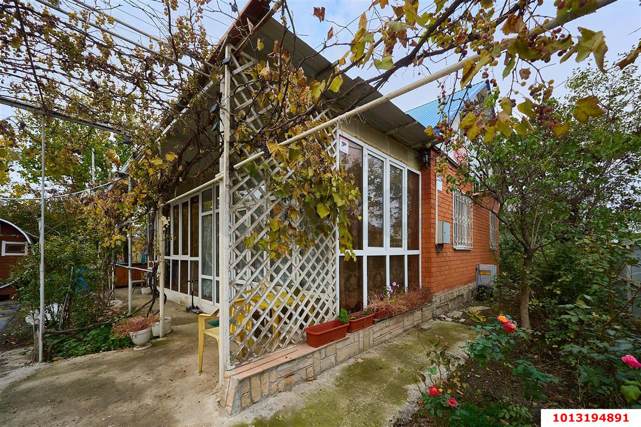 Фото №1: Дом 112 м² + 6 сот. - Краснодар, ул. Народная, 70