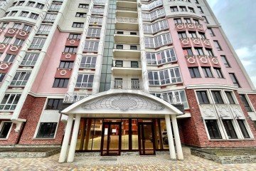Фото №1: 3-комнатная квартира 102 м² - Краснодар, мкр. жилой комплекс Версаль, ул. Черниговская, 1