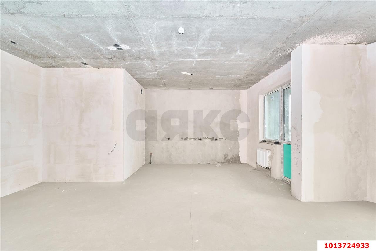 Фото №5: 3-комнатная квартира 102 м² - Краснодар, жилой комплекс Версаль, ул. Черниговская, 1
