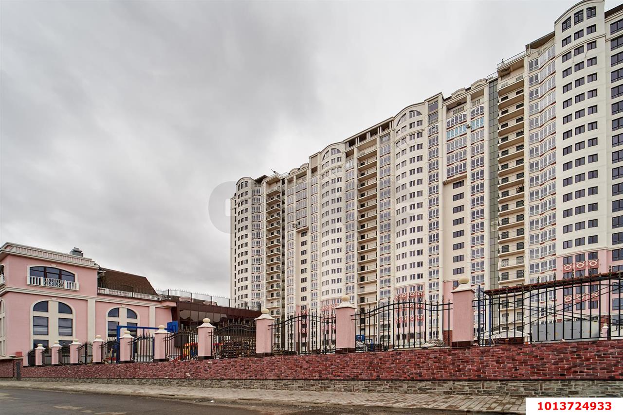 Фото №2: 3-комнатная квартира 102 м² - Краснодар, жилой комплекс Версаль, ул. Черниговская, 1
