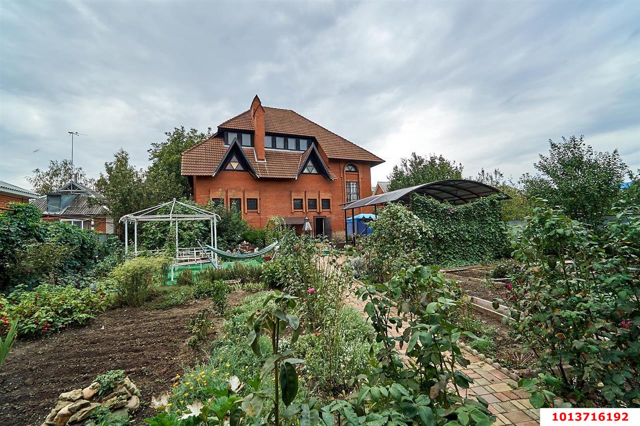 Фото №2: Дом 430 м² + 10.05 сот. - Ленина, Карасунский внутригородской округ, ул. Казачья, 34