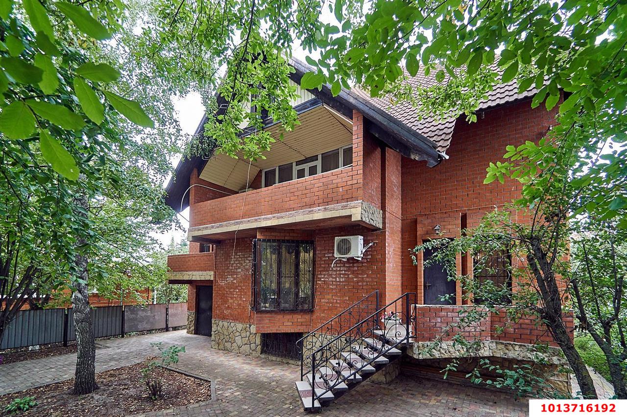 Фото №1: Дом 430 м² + 10.05 сот. - Ленина, Карасунский внутригородской округ, ул. Казачья, 34