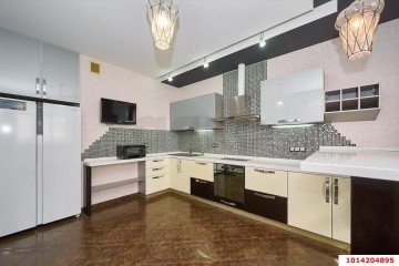 Фото №1: 1-комнатная квартира 46 м² - Краснодар, мкр. Западный внутригородской округ, ул. Кожевенная, 62