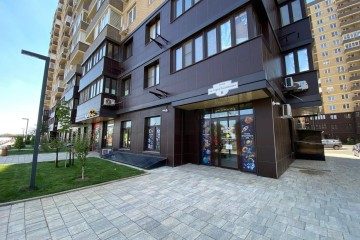 Фото №3: Торговое помещение 46 м² - Краснодар, мкр. жилой комплекс Ракурс, ул. имени Героя Ростовского, 8
