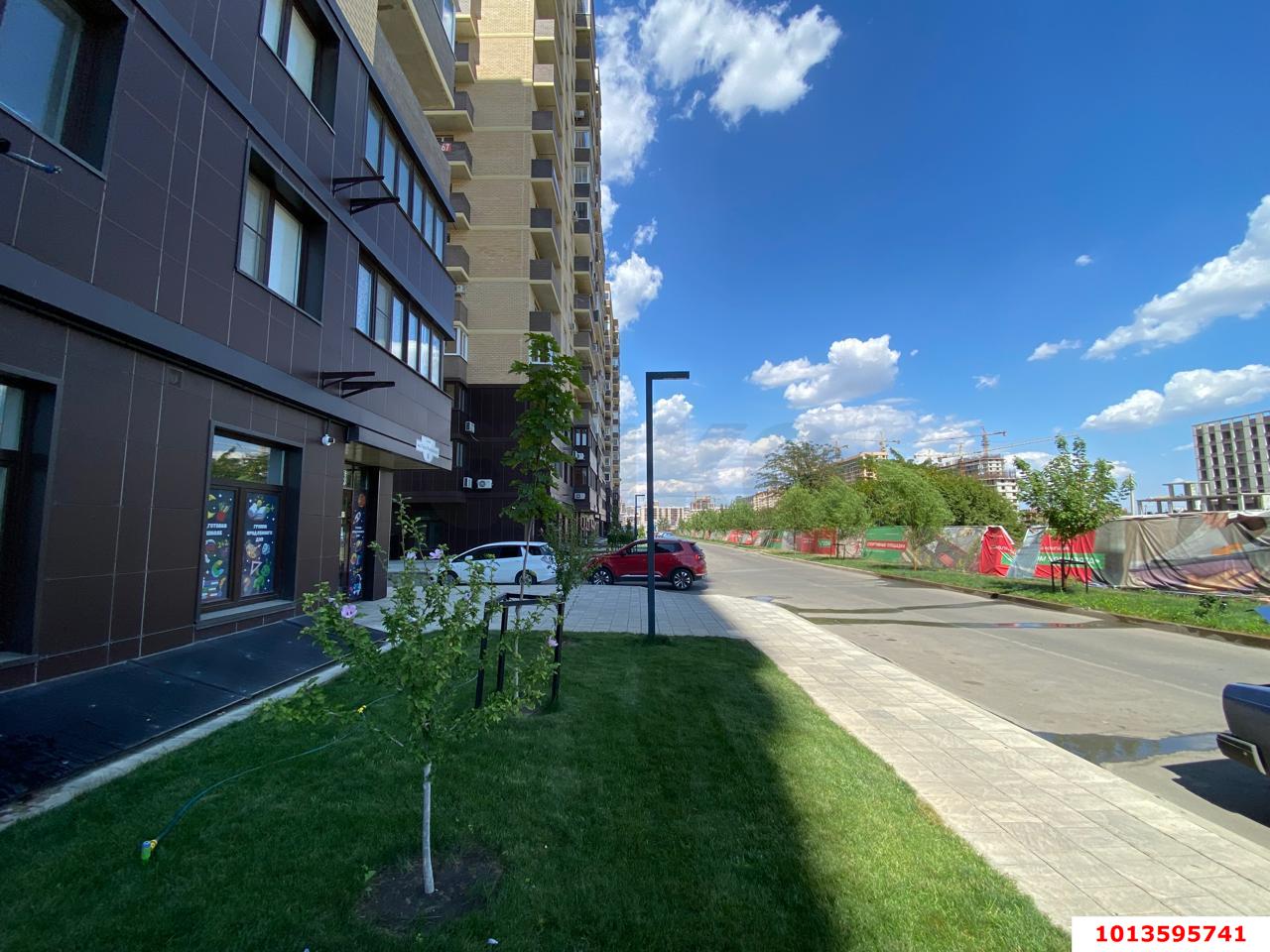 Фото №5: Торговое помещение 46 м² - Краснодар, жилой комплекс Ракурс, ул. имени Героя Ростовского, 8