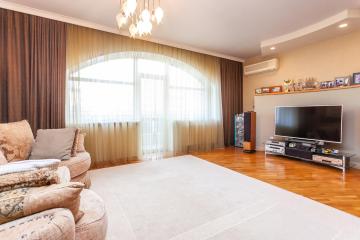 Фото №1: 4-комнатная квартира 144 м² - Краснодар, мкр. Западный внутригородской округ, ул. имени Дзержинского, 12/1