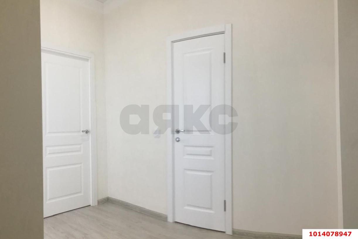 Фото №8: 1-комнатная квартира <span class="whitespace-nowrap">45 м²</span>, <span class="whitespace-nowrap">6/16 эт.</span> - Краснодар, Западный внутригородской округ, Сельскохозяйственный Институт, мкр. Юбилейный, пр-кт Чекистов, 37