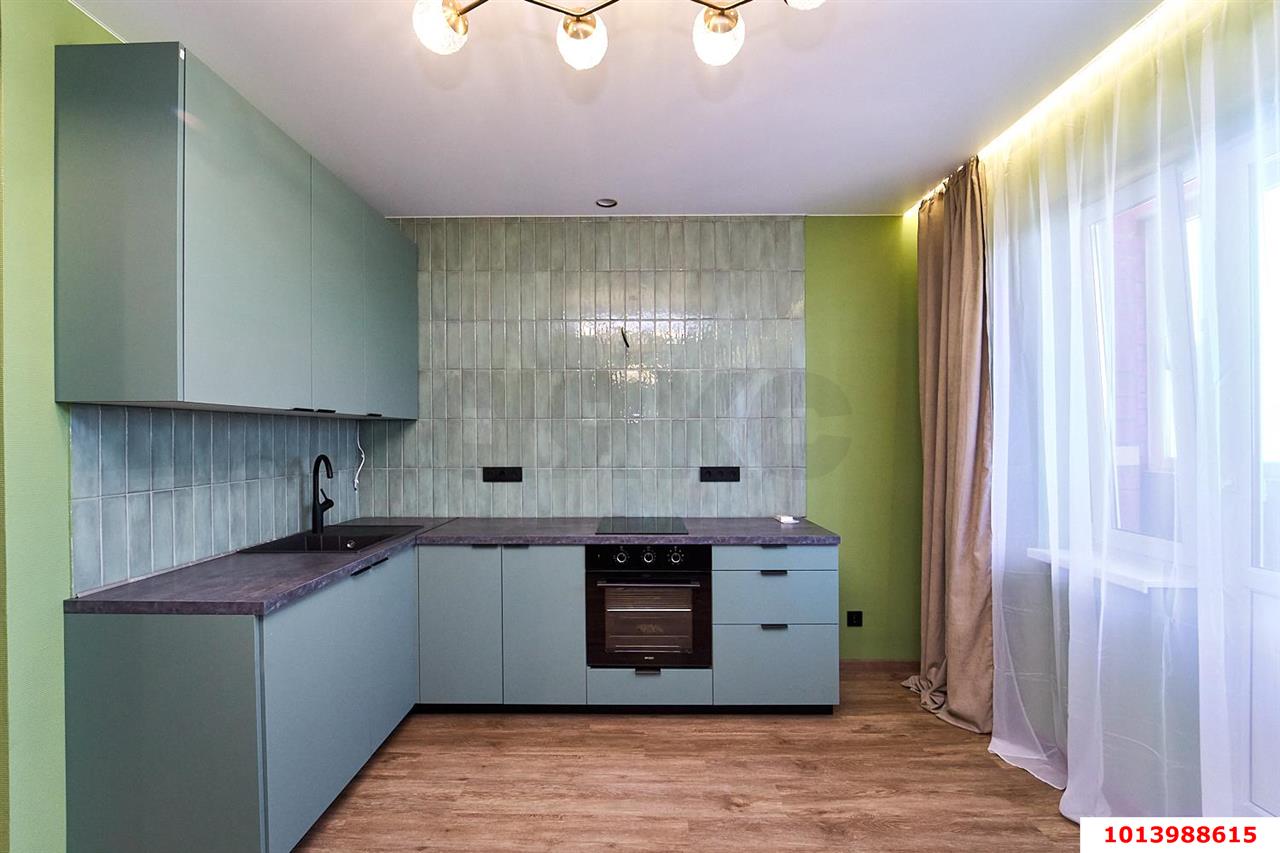 Фото №6: 2-комнатная квартира 43 м² - Новая Адыгея, жилой комплекс Мега, ул. Бжегокайская, 90/2к1