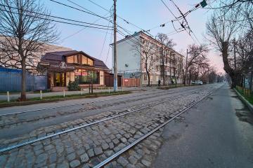 Фото №3: Коммерция 132 м² - Краснодар, мкр. Центральный, ул. Коммунаров, 34/1