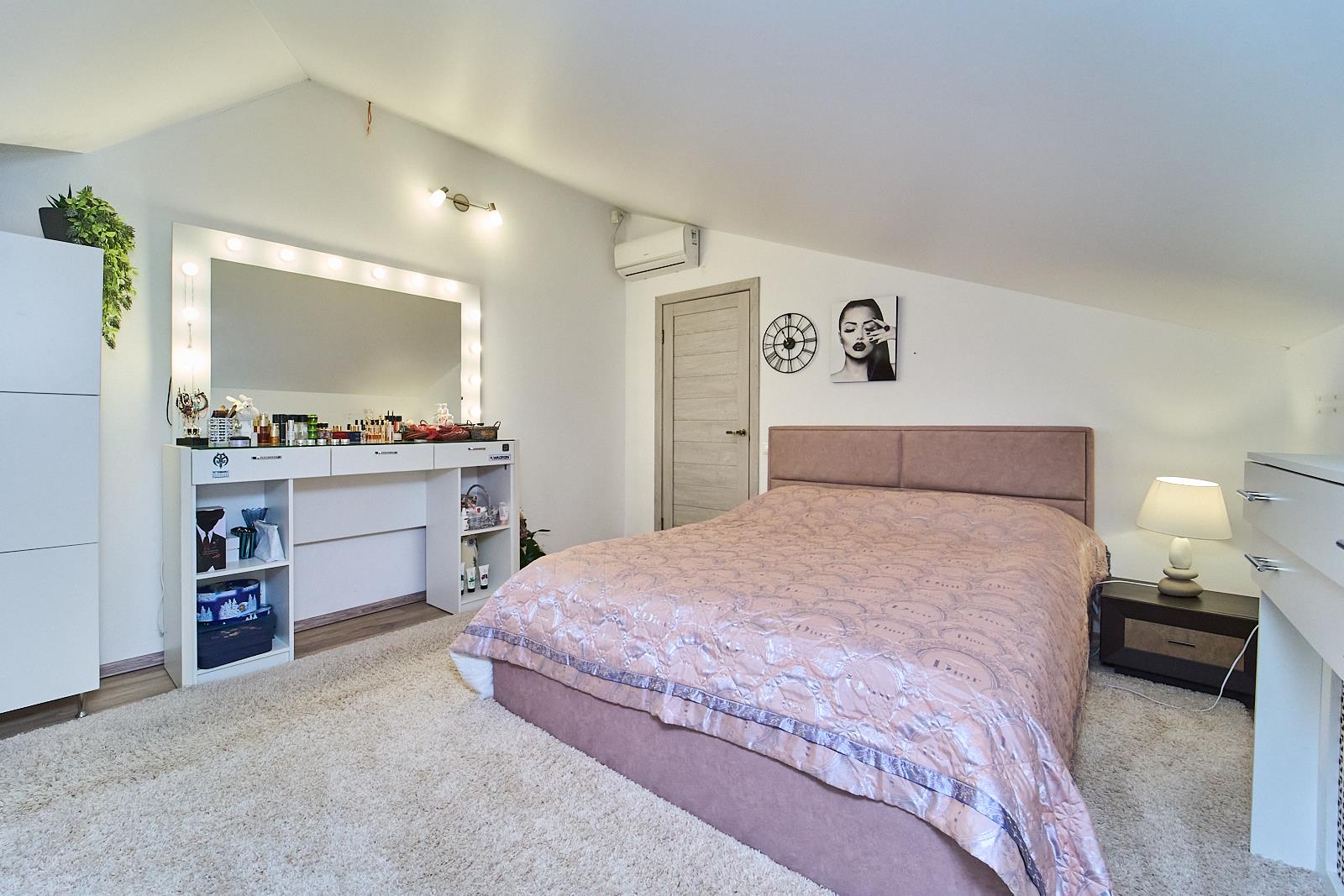 Фото №17: Коммерция 132 м² - Краснодар, Центральный внутригородской округ, мкр. Центральный, ул. Коммунаров, 34/1