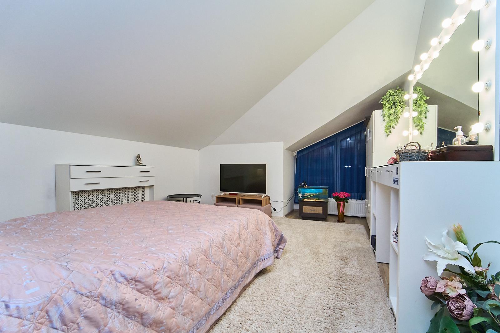 Фото №16: Коммерция 132 м² - Краснодар, Центральный внутригородской округ, мкр. Центральный, ул. Коммунаров, 34/1