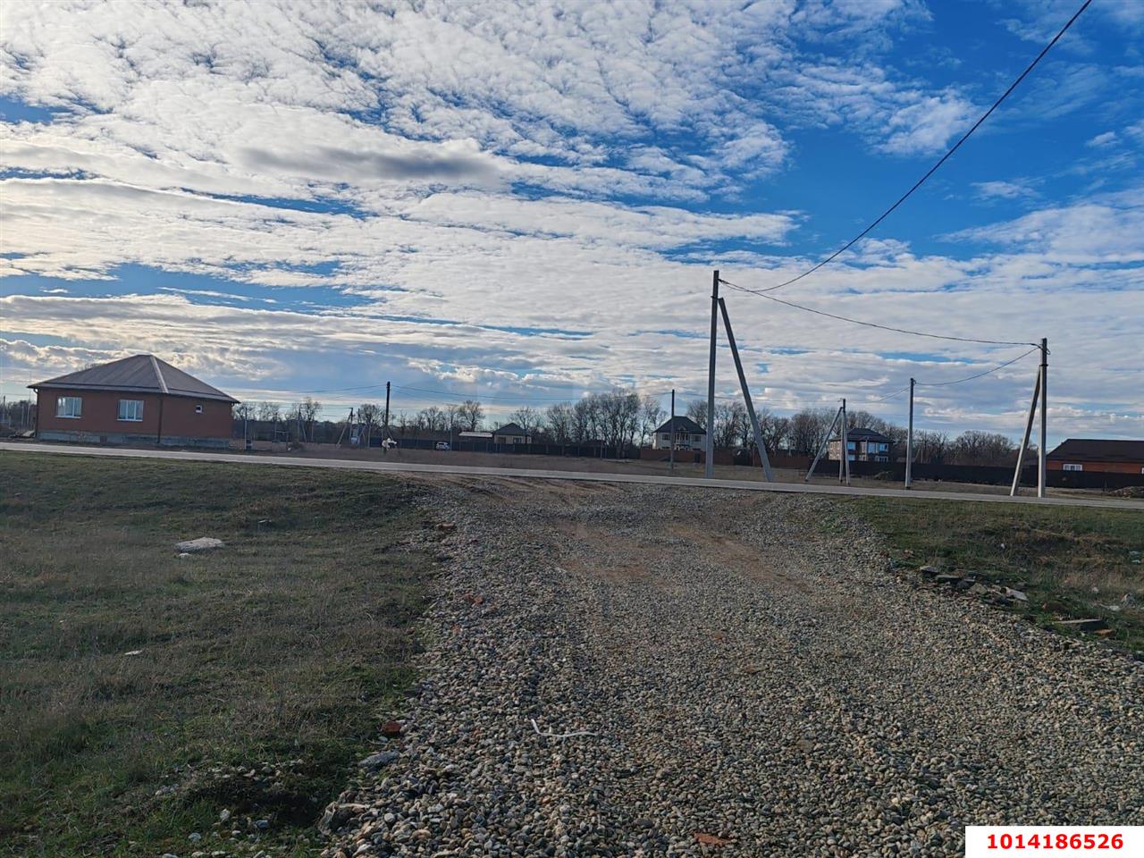 Фото №3: Земельный участок под ИЖС 6.5 сот. - Новобжегокай, 