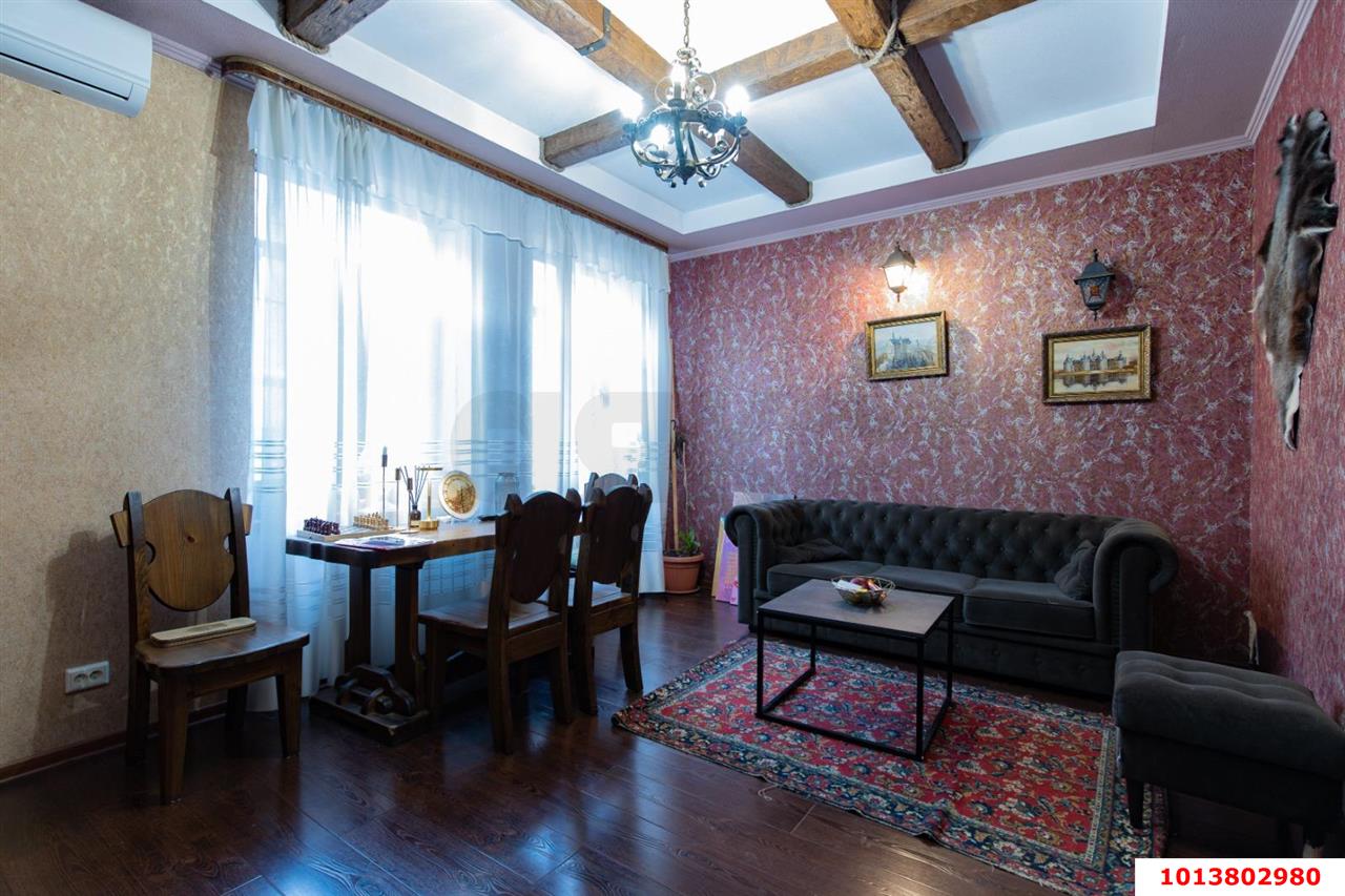 Фото №10: 3-комнатная квартира 50 м² - Краснодар, Центральный, ул. Железнодорожная, 18/1