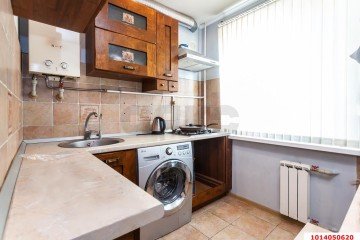 Фото №1: 3-комнатная квартира 58 м² - Краснодар, мкр. Хлопчато-бумажный Комбинат, ул. Новороссийская, 182