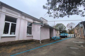 Фото №2: Торговое помещение 61 м² - Краснодар, мкр. Центральный, ул. Кирова, 104