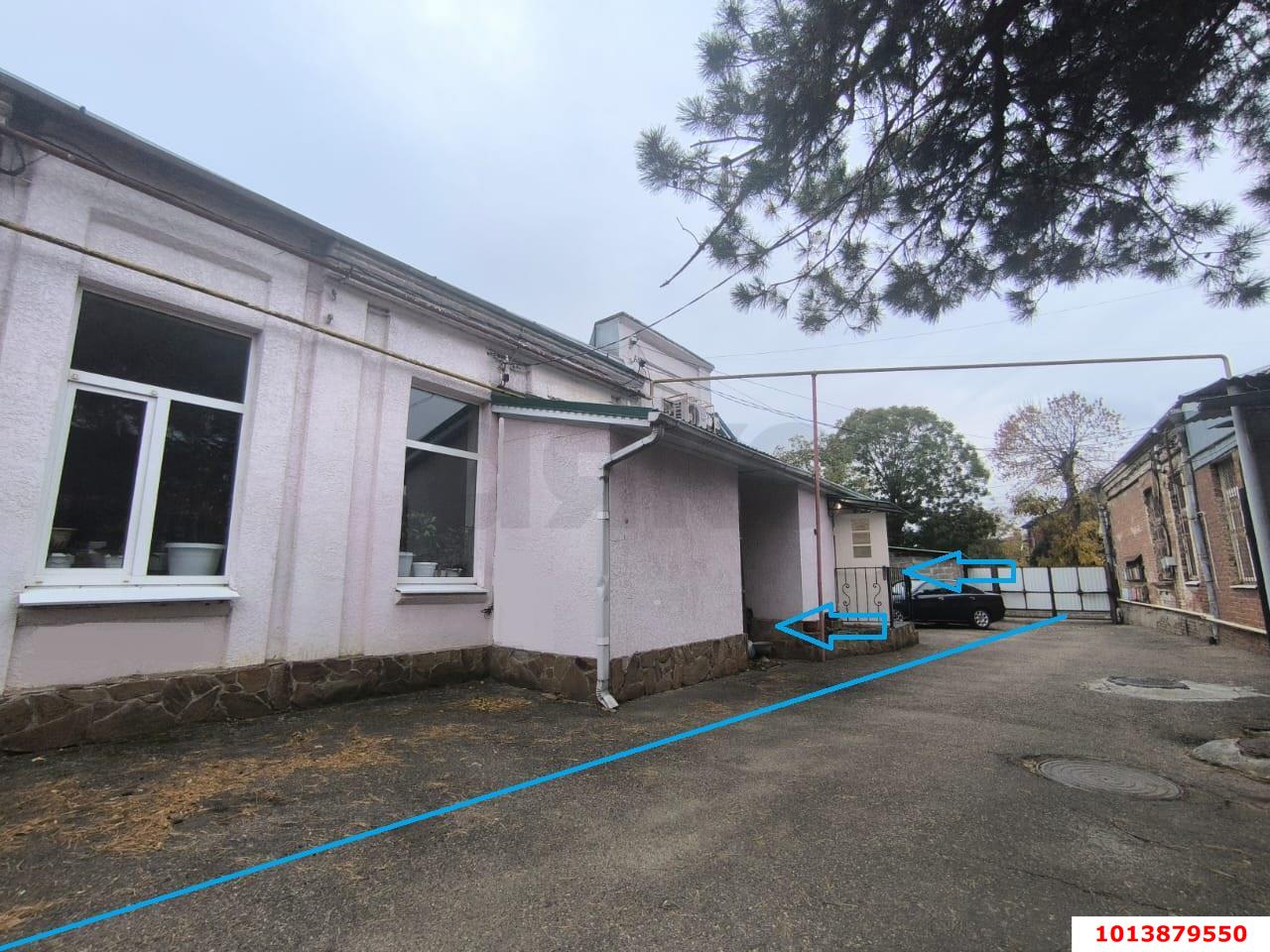 Фото №2: Торговое помещение 61 м² - Краснодар, Центральный, ул. Кирова, 104