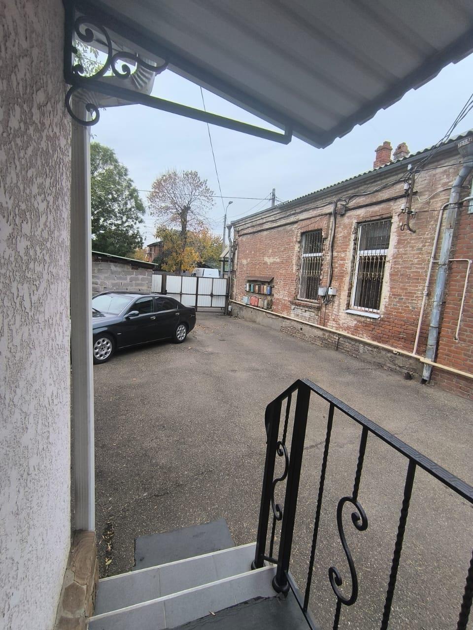 Фото №11: Коммерция 60 м² - Краснодар, Западный внутригородской округ, мкр. Центральный, ул. Кирова, 104