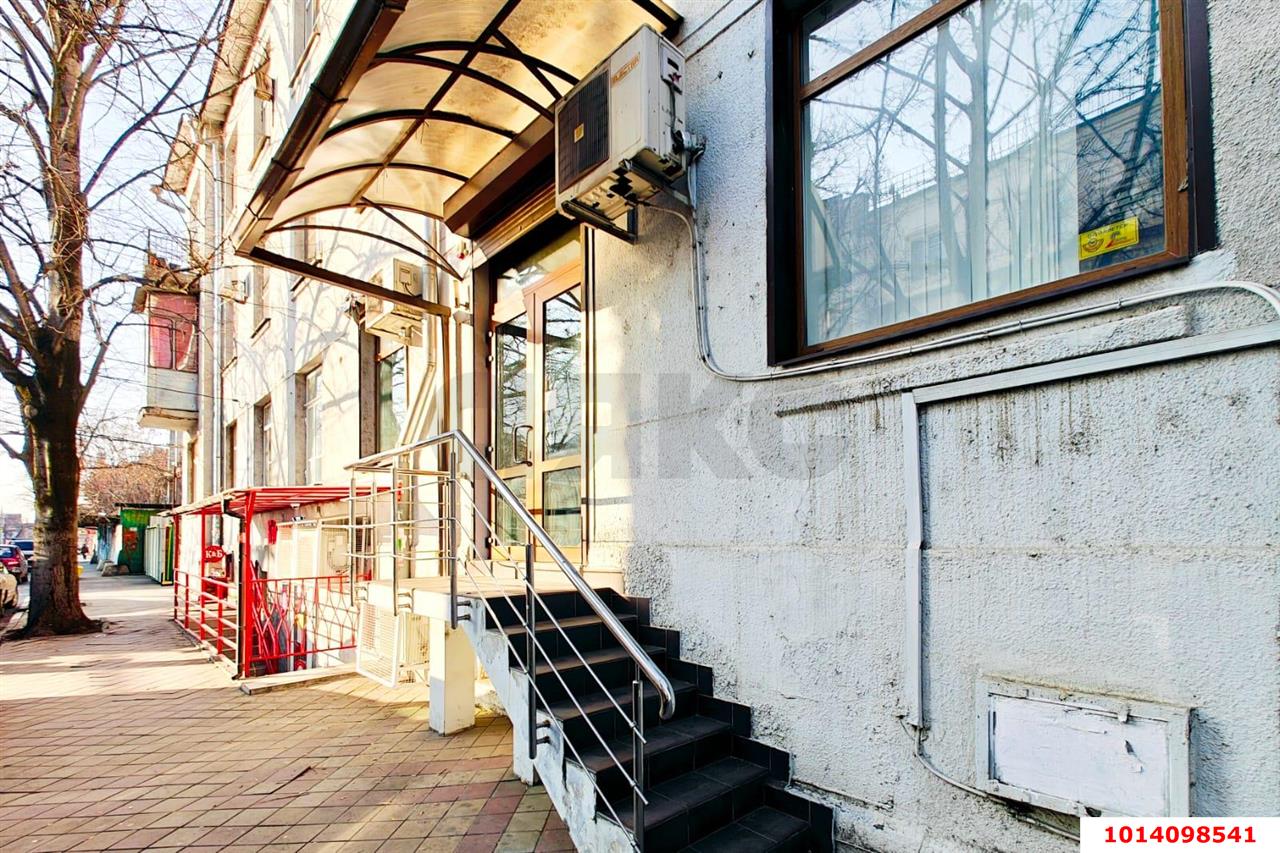 Фото №10: Торговое помещение 40 м² - Краснодар, Западный внутригородской округ, ул. Красная, 93