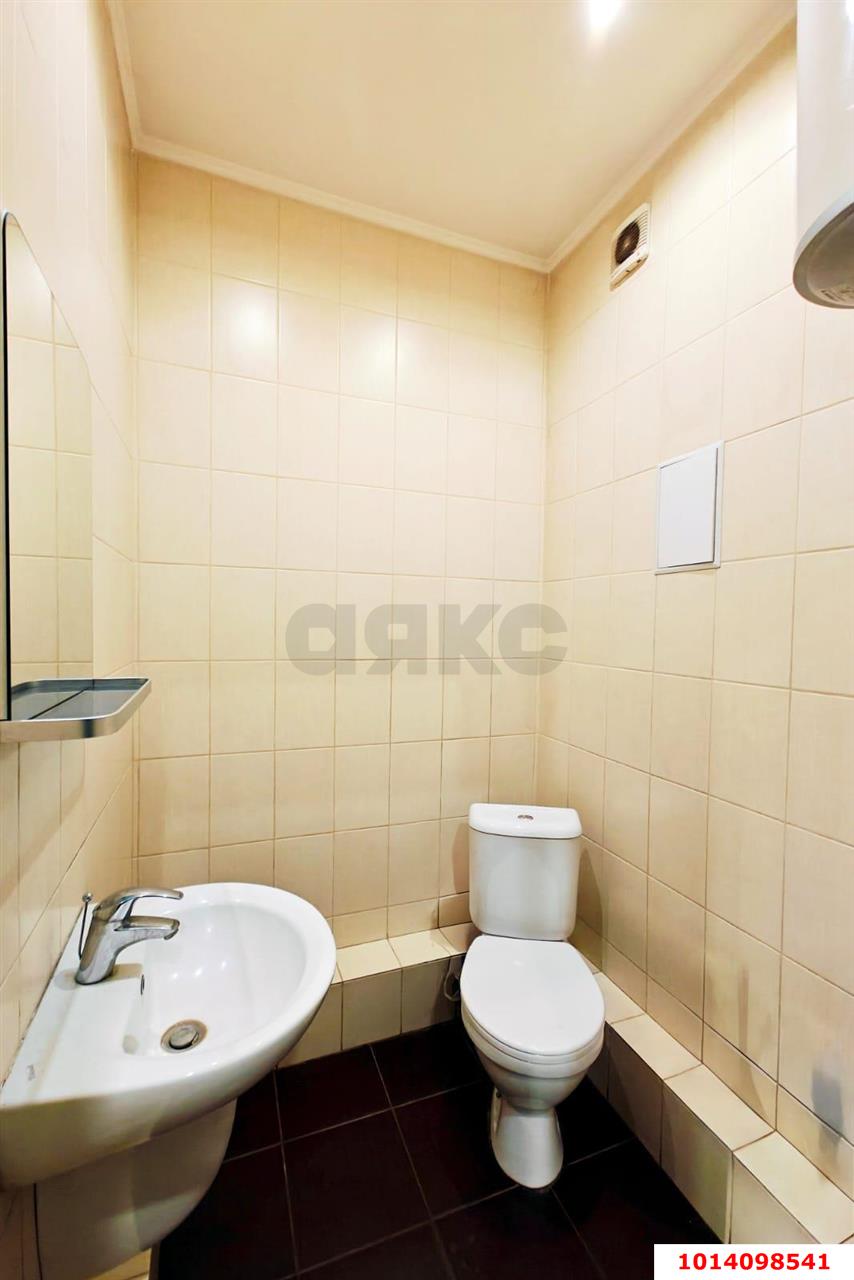 Фото №5: Торговое помещение 40 м² - Краснодар, Западный внутригородской округ, ул. Красная, 93