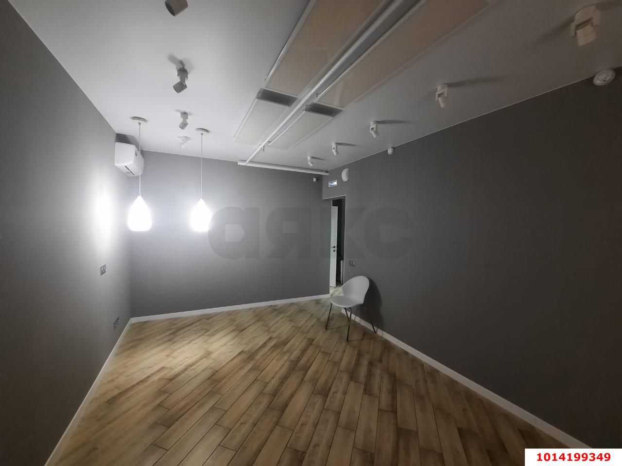Фото №2: Торговое помещение 60 м² - Краснодар, жилой комплекс Каскад, ул. имени Дмитрия Благоева, 31к2