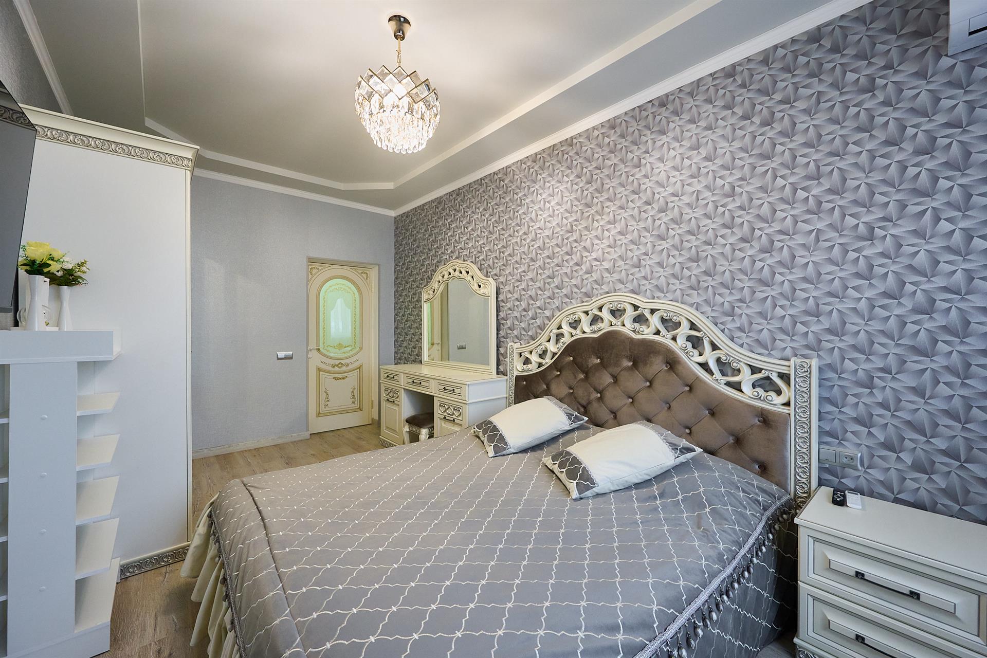 Фото №8: 2-комнатная квартира 72 м² - Краснодар, Центральный внутригородской округ, мкр. Центральный, ул. Митрофана Седина, 51/1