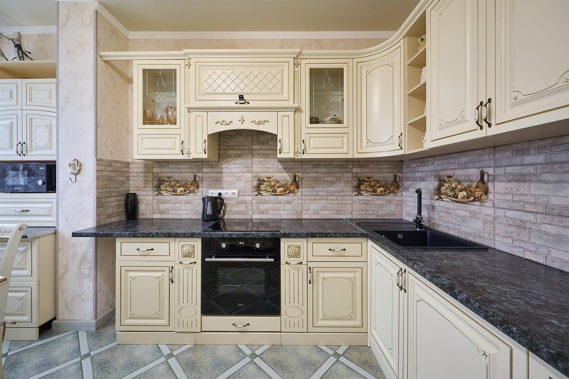 Фото №2: 2-комнатная квартира 72 м² - Краснодар, Центральный внутригородской округ, мкр. Центральный, ул. Митрофана Седина, 51/1