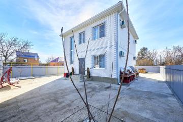 Фото №1: Дом 136 м² - Механизатор, мкр. Южный массив, ул. Клубничная, 79