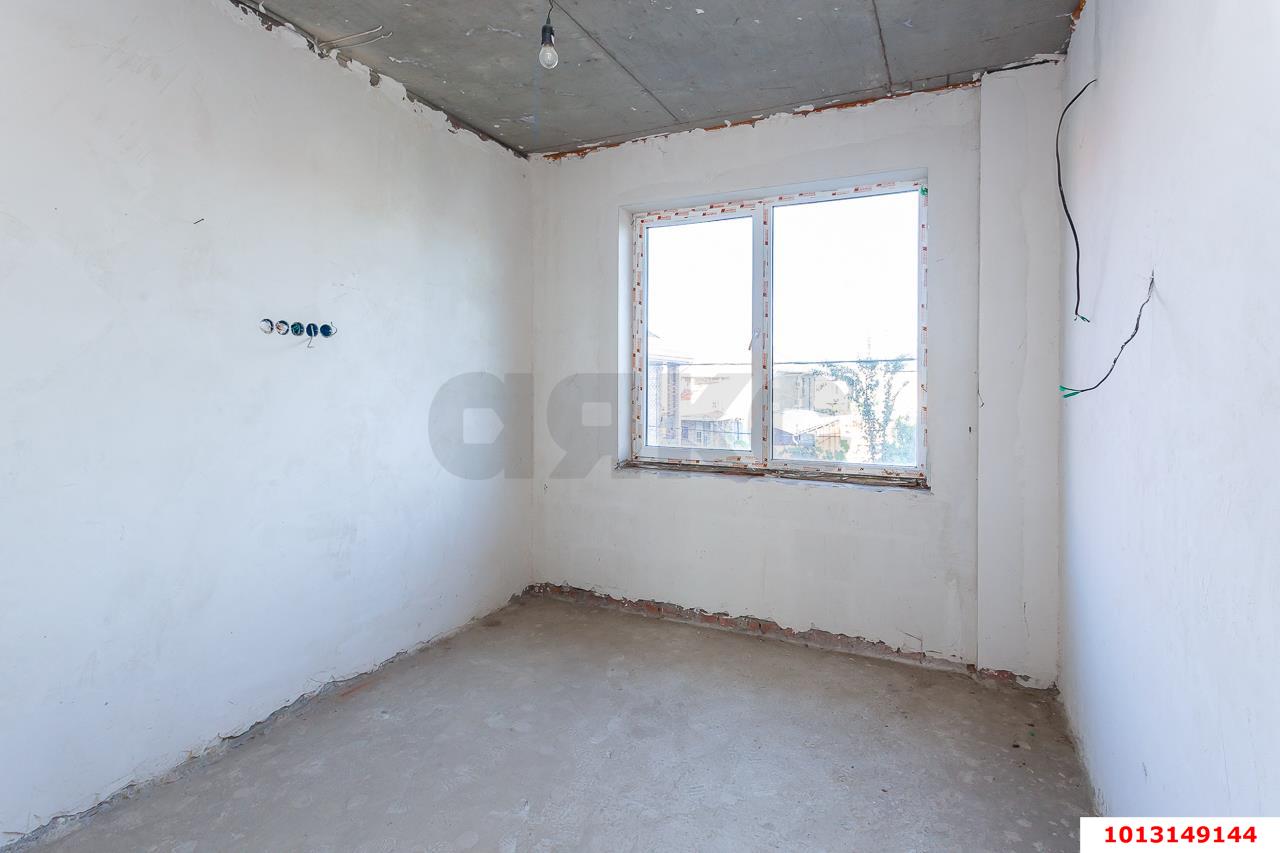 Фото №4: Таунхаус 140 м² + 3 сот. - Краснодар, Парковый, пр-д 4-й Архангельский, 12