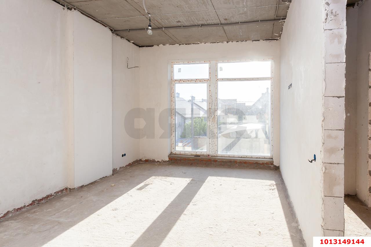 Фото №8: Таунхаус 140 м² + 3 сот. - Краснодар, Парковый, пр-д 4-й Архангельский, 12