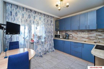 Фото №1: 2-комнатная квартира 63 м² - Краснодар, мкр. Гидростроителей, ул. имени Невкипелого, 16