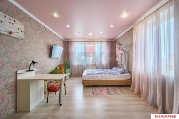 Фото №1: 2-комнатная квартира 59 м² - Краснодар, мкр. Краевая Клиническая Больница, ул. Восточно-Кругликовская, 67