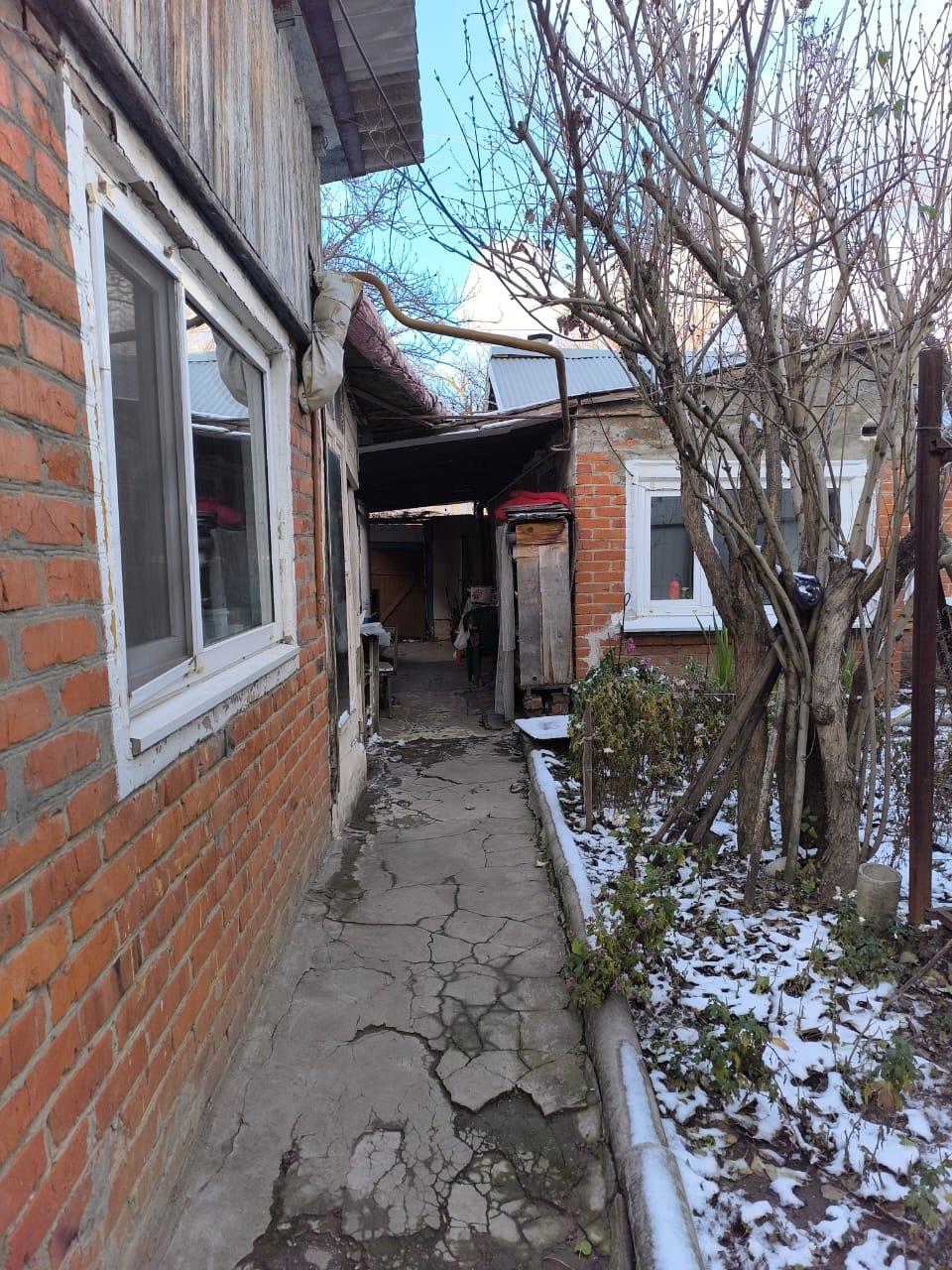 Фото №8: Часть дома 33 м² + 2.2 сот. - Краснодар, ул. Рылеева, 152