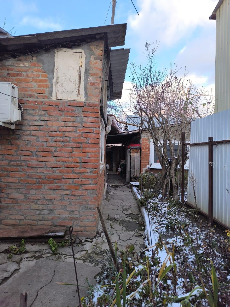 Фото №11: Часть дома 33 м² + 2.2 сот. - Краснодар, ул. Рылеева, 152