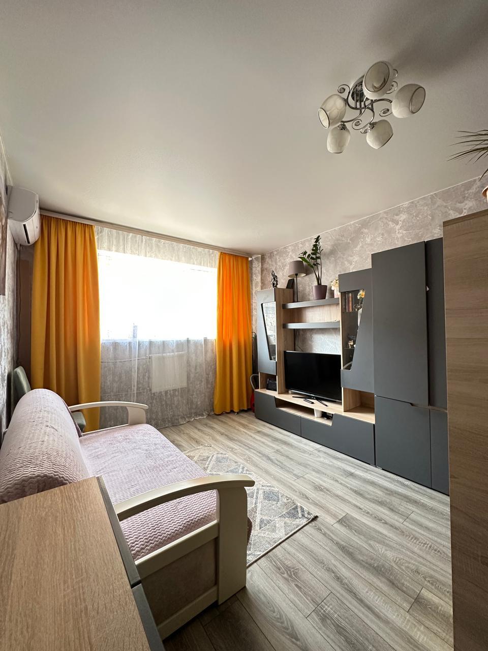 Фото №1: 1-комнатная квартира 37 м² - Краснодар, Центральный внутригородской округ, мкр. Дубинка, ул. Ковтюха, 109/3